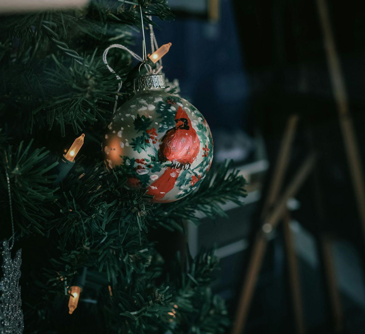 Artificial Christmas Trees: A Safe and Convenient Choice for American Homes